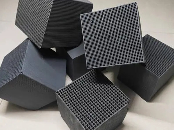 特種活性炭能很好地去